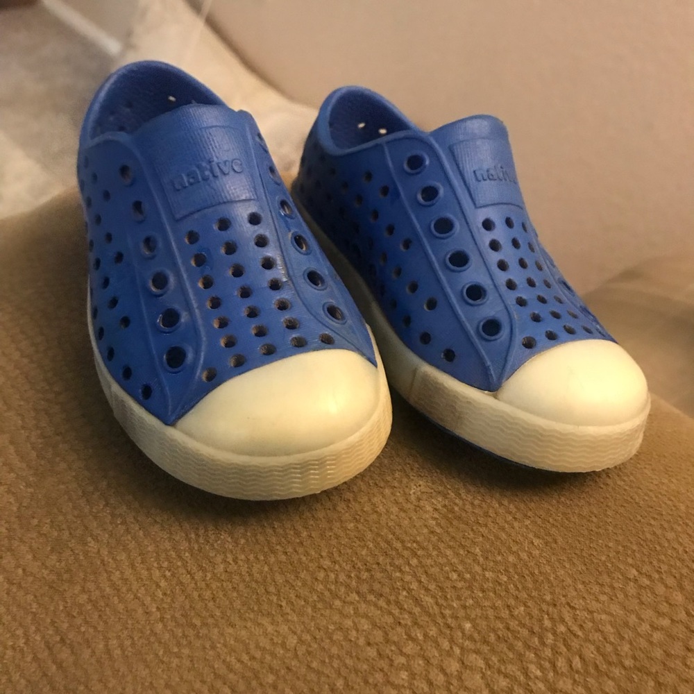 Glow in the dark native toddler shoes